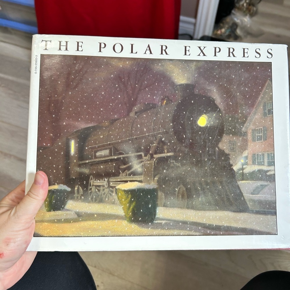 🔥$2 The Polar Express Hardcover Book